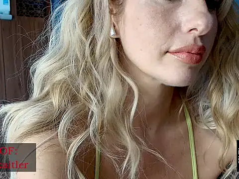 Snapshot of _horny_sexy_ chatting on 18, 9, 2025  horny sexy  online show from 18, 9, 2025