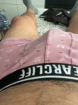 juliomfar69 online show from 17, 5, 2026