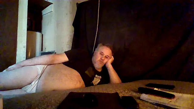 Snapshot of Nightshade1195 chatting on 12, 5, 2026 Nightshade1195 online show from 12, 5, 2026