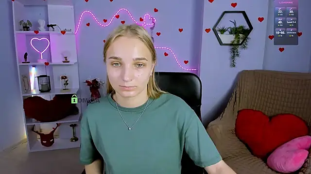 Snapshot of ollivia_dream chatting on 8, 6, 2026 ollivia dream online show from 8, 6, 2026