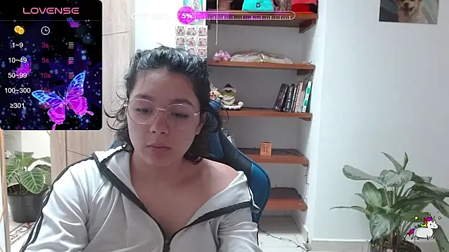 trixietangg online show from 20, 4, 2026