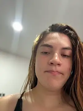  EmmaDavis  online show from 20, 5, 2026