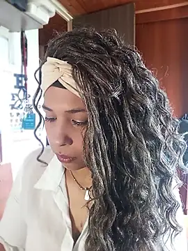 Ivon C online show from 27, 5, 2026