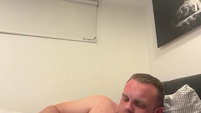 hallihallo12343 online show from 20, 4, 2026