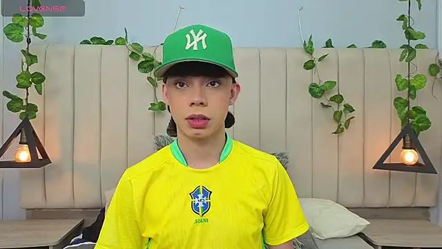 milan zapata online show from 11, 5, 2026