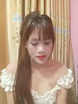 Snapshot of Ly-sexyy chatting on 7, 7, 2026 Ly-sexyy online show from 7, 7, 2026
