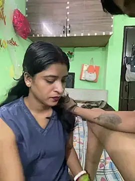 hot-couple-0 online show from 22, 7, 2026