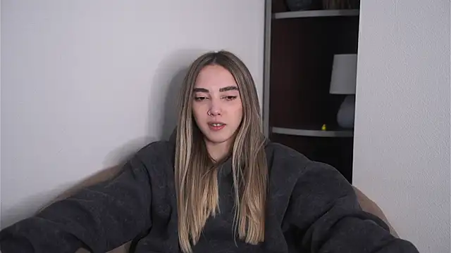 SheliaRafla online show from 22, 4, 2026