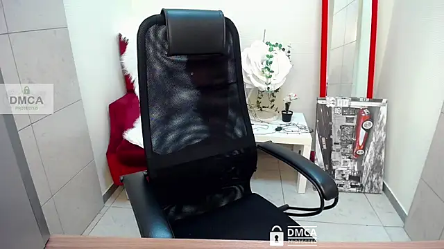  donnaSia  online show from 22, 6, 2026