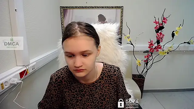  donnaSia  online show from 28, 6, 2026