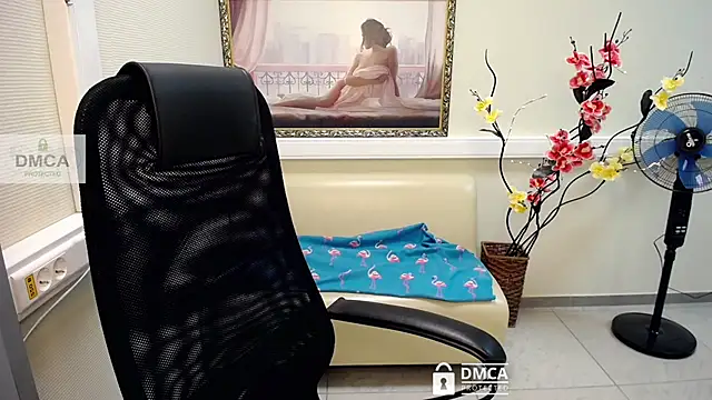  donnaSia  online show from 19, 7, 2026