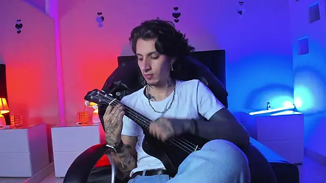 Vergil Noir  online show from 6, 5, 2026