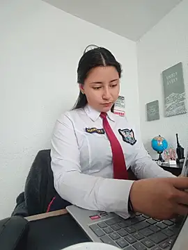 Queen linda1 online show from 12, 5, 2026