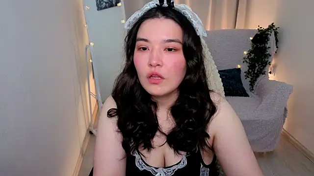 MomoRins online show from 31, 5, 2026