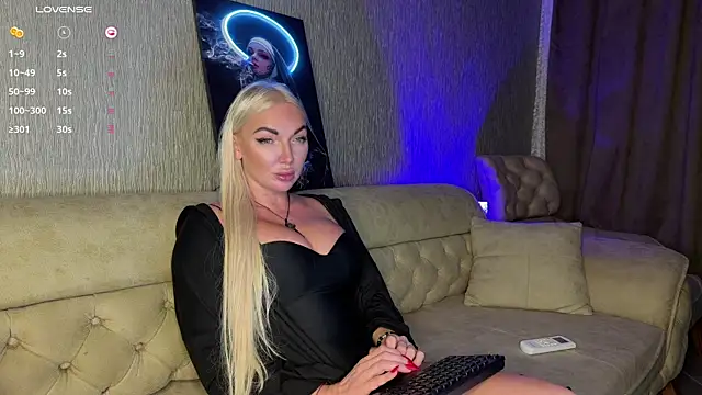Snapshot of MissJessX chatting on 5, 8, 2026 MissJessX online show from 5, 8, 2026