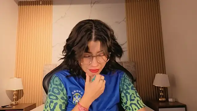 alkivamoon online show from 13, 6, 2026
