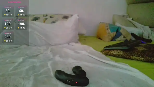 Snapshot of canarito18 chatting on 9, 7, 2026 canarito18 online show from 9, 7, 2026