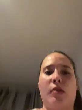 Poppylooloo online show from 24, 4, 2026