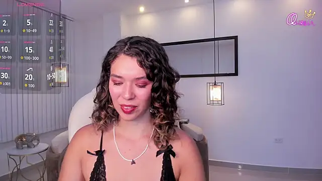 sienna luxor online show from 30, 4, 2026
