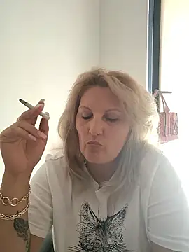 Divineblond online show from 23, 9, 2025