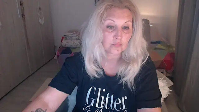 Divineblond online show from 10, 5, 2026