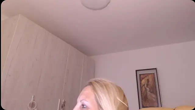 Divineblond online show from 19, 6, 2026
