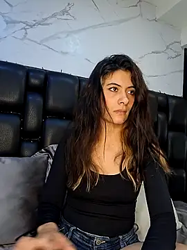 AshleyyHall online show from 22, 7, 2026