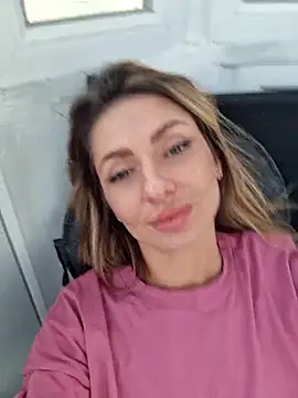 Snapshot of SofiaLace chatting on 28, 5, 2026 SofiaLace online show from 28, 5, 2026