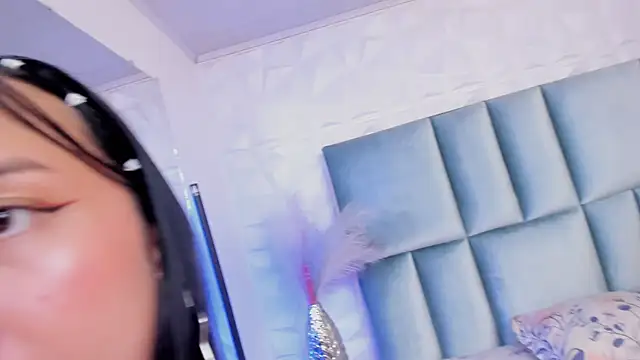 Snapshot of EmmyCastillo chatting on 28, 7, 2026 EmmyCastillo online show from 28, 7, 2026