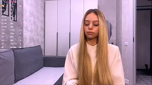Snapshot of Mooniesiesita chatting on 27, 4, 2026 Mooniesiesita online show from 27, 4, 2026