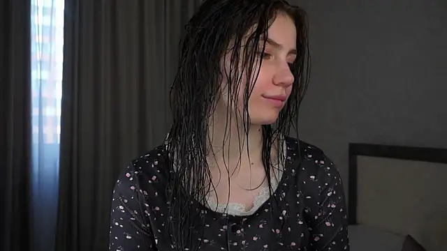 Snapshot of KasiReitan chatting on 1, 7, 2026 KasiReitan online show from 1, 7, 2026