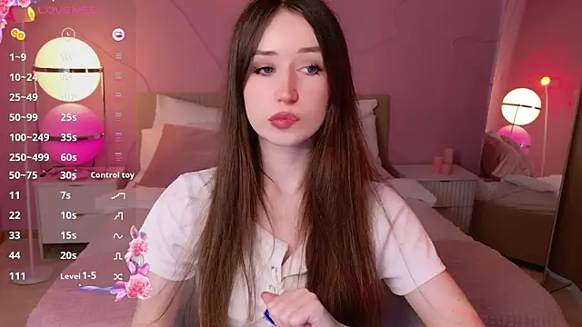 AliceLidelle online show from 17, 6, 2026