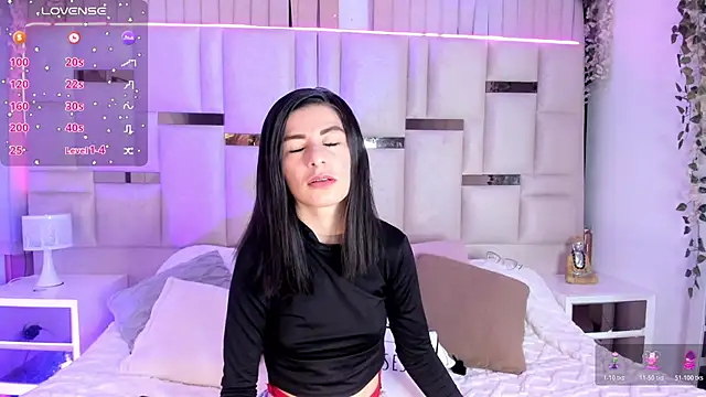 Snapshot of mariana__thompson chatting on 15, 7, 2026 mariana thompson online show from 15, 7, 2026