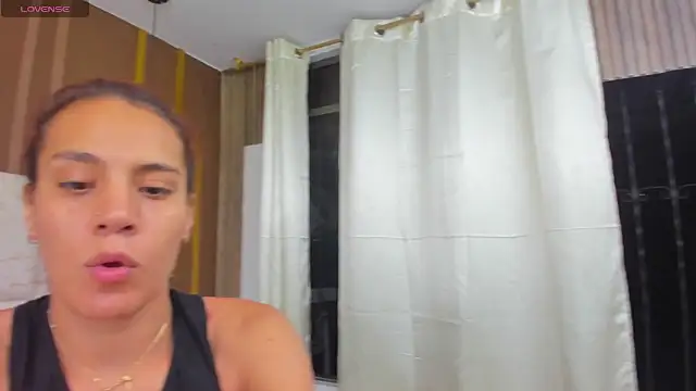 AlahiaEvanz online show from 10, 5, 2026
