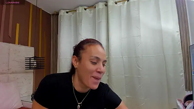 AlahiaEvanz online show from 22, 5, 2026