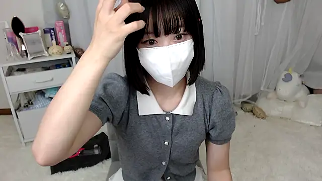 Snapshot of mii__tan chatting on 21, 6, 2026 mii tan online show from 21, 6, 2026