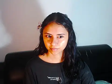 BellaLuxxs online show from 6, 6, 2026