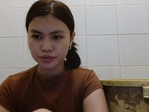 3mariaspinay69 online show from 28, 4, 2026