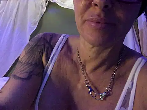 claraxloveuse online show from 8, 5, 2026
