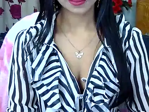 Alina Nur online show from 6, 5, 2026