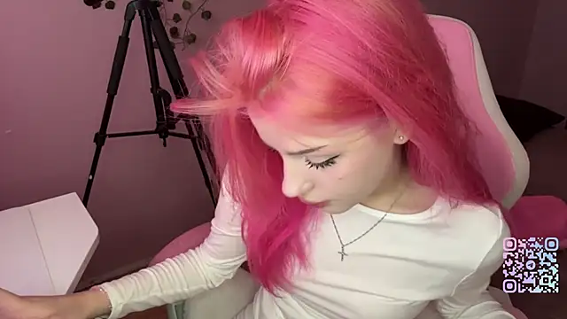 Snapshot of milimoon chatting on 9, 5, 2026 milimoon online show from 9, 5, 2026