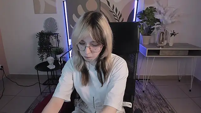 NyxCalderra online show from 5, 6, 2026