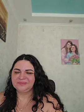 -CUTE-EVVIL- online show from 24, 6, 2026