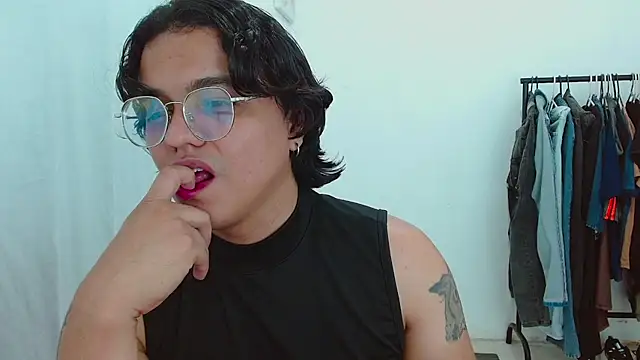 Diane exotic online show from 29, 5, 2026