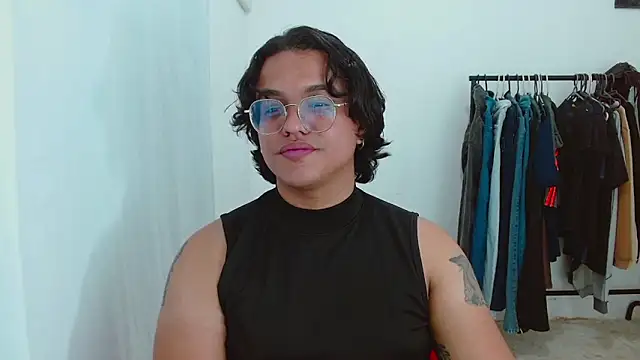 Diane exotic online show from 3, 6, 2026