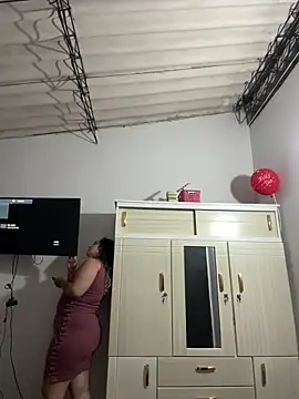 violettmonroe2 online show from 14, 5, 2026