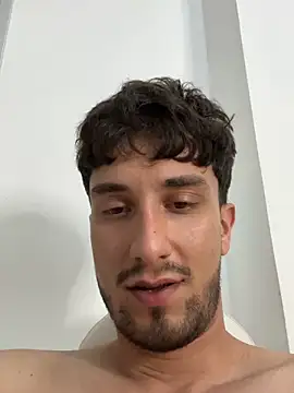 Juego Secreto online show from 25, 4, 2026