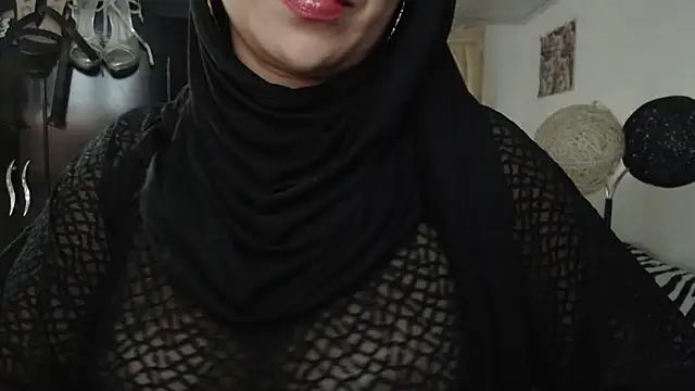 nadia  abaud online show from 27, 12, 2024