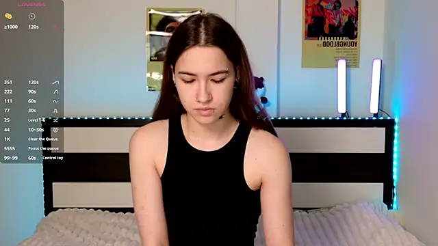 Snapshot of EvaAndLuna chatting on 5, 6, 2026 EvaAndLuna online show from 5, 6, 2026