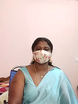 Snapshot of telugu_Geetha40 chatting on 22, 7, 2026 telugu Geetha40 online show from 22, 7, 2026